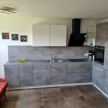 Apartment Flat In Near Slopes Wagrain
