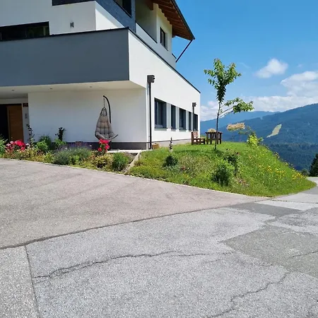 Flat In Near Slopes Wagrain